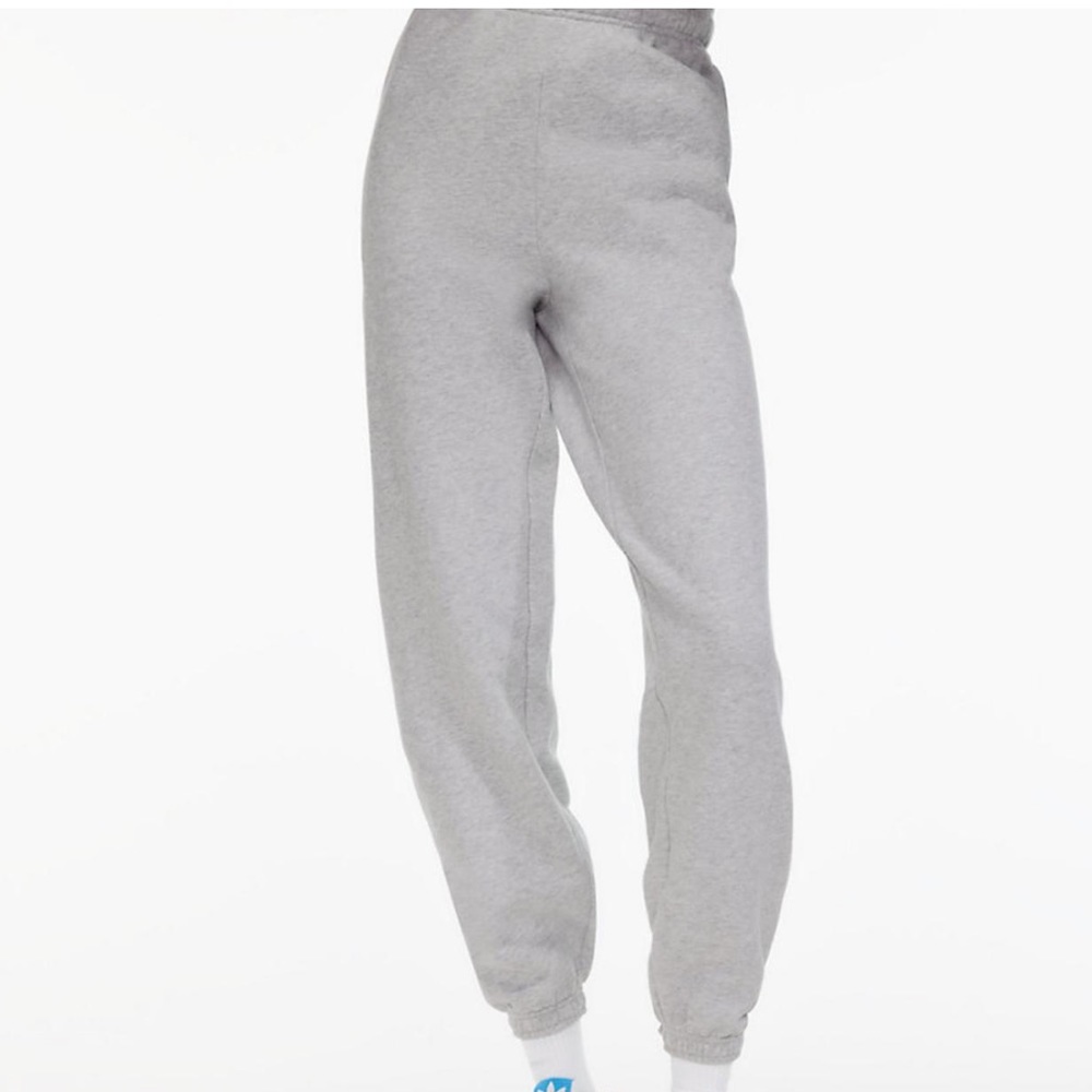 Aritzia Tna Cozy Fleece Mega Sweatpants